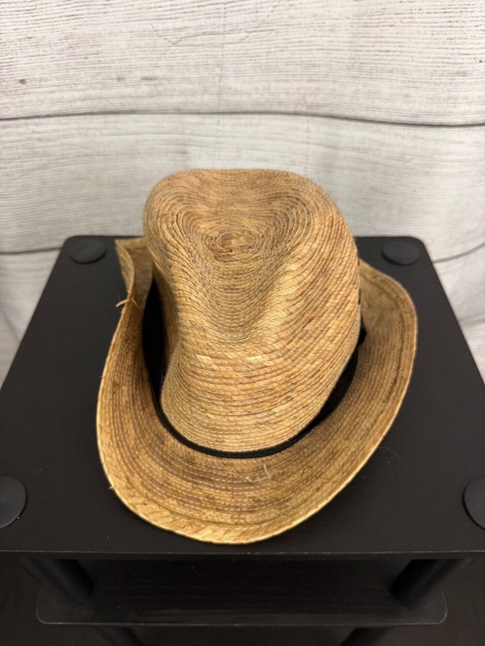 Mens Vintage Straw Fedora Hat With Black Band